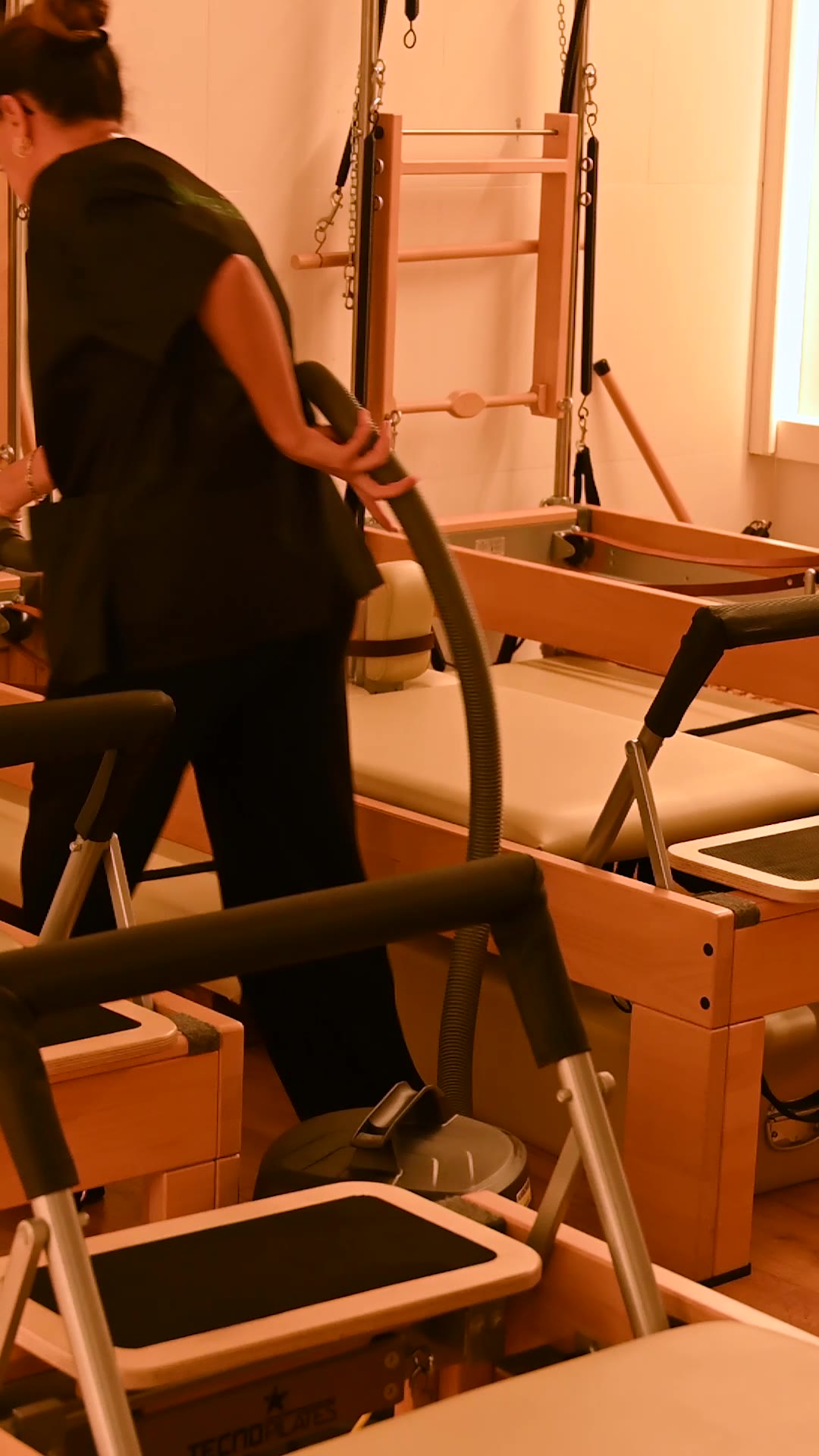 Nettoyage d'un reformer de Pilates, appareil par appareil