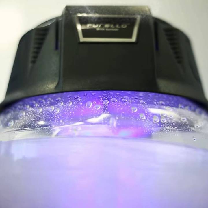 Humidificateur Purello en marche : gros plan sur le bol d'eau et les gouttelettes sur la paroi